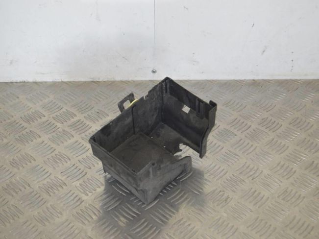 Короб предохранителей Renault Laguna 2 (2001-2007)