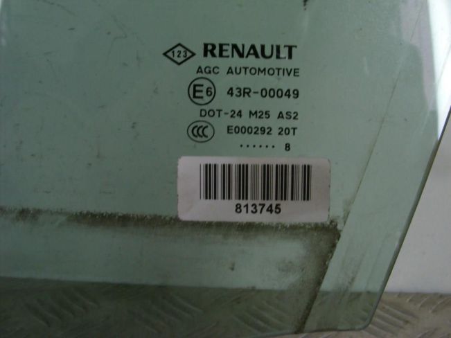 Стекло двери передней левой Renault Laguna 3 (2007-2015)
