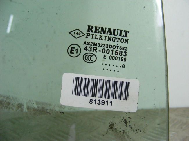 Стекло двери задней правой Renault Scenic 2 (2003-2009)