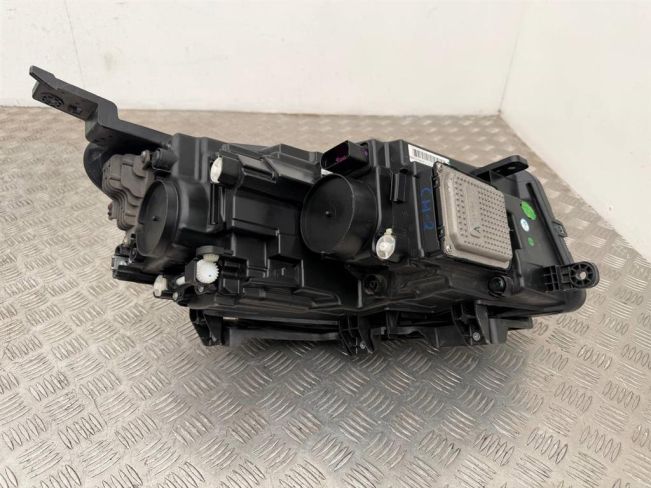 Фара левая Geely Emgrand (2021-2026)