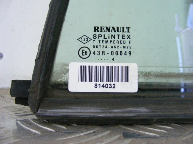 Форточка задняя левая Renault Laguna 2 (2001-2007)