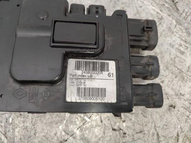 Блок управления аккумулятором (АКБ) Renault Scenic 3 (2008-2015)