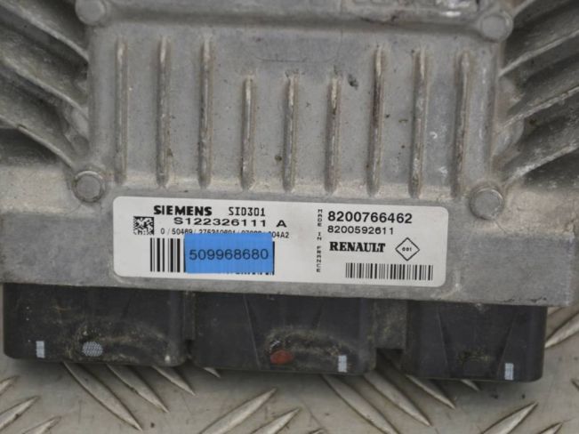 Блок управления двигателем Renault Scenic 2 (2003-2009)