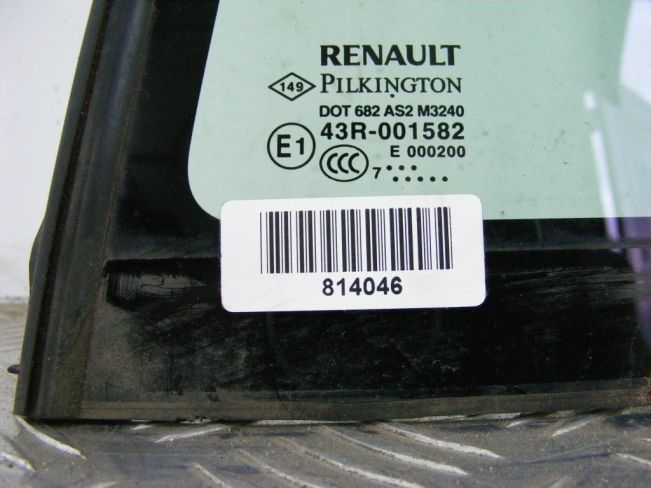 Форточка задняя левая Renault Laguna 3 (2007-2015)