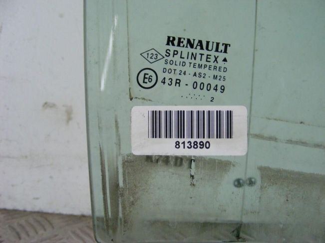 Стекло двери задней правой Renault Laguna 2 (2001-2007)