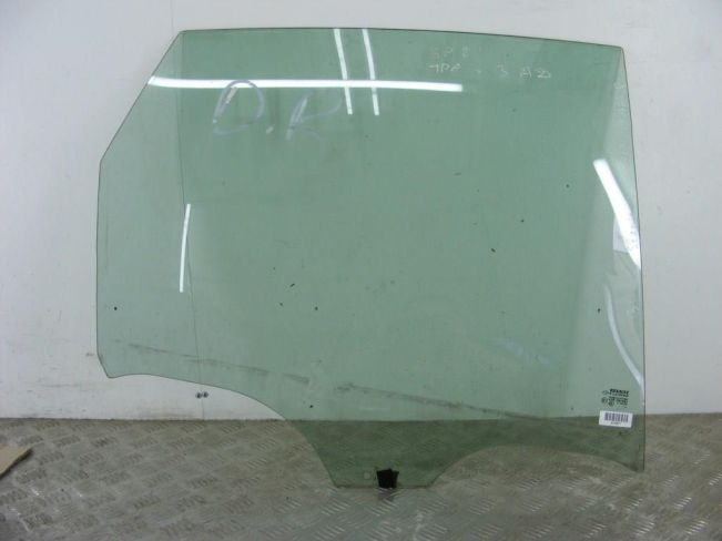 Стекло двери задней правой Renault Scenic 2 (2003-2009)