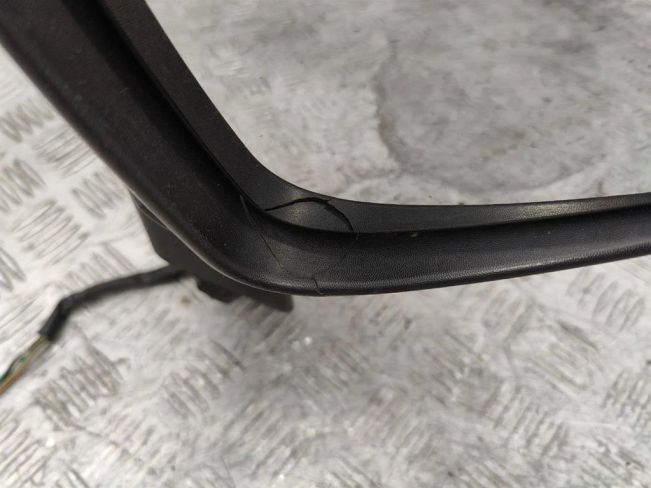 Зеркало наружное правое Renault Scenic 3 (2008-2015)