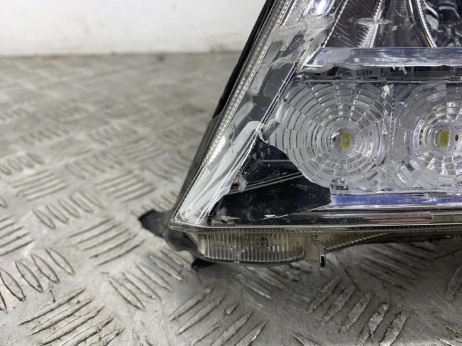 Фара левая Toyota Land Cruiser J200 рест 2012-2015