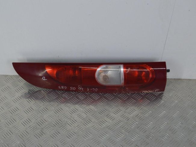 Фонарь задний левый Nissan Kubistar (2003-2008)