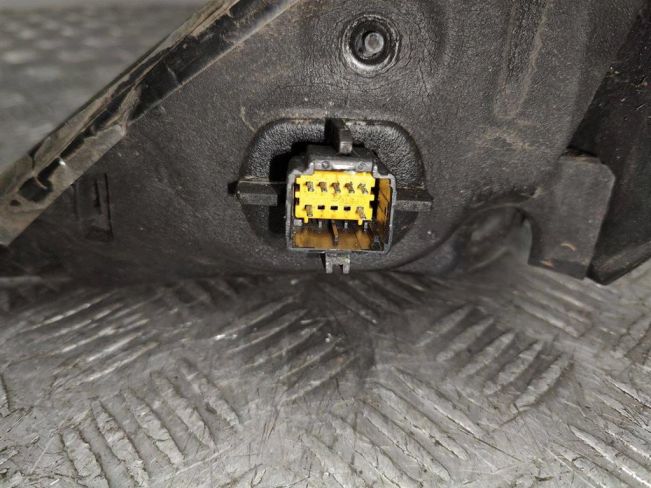 Зеркало наружное правое Renault Scenic 2 (2003-2009)