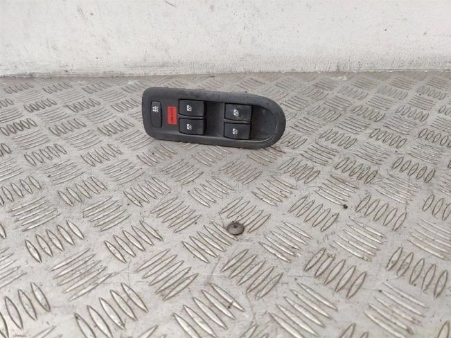 Блок управления стеклоподъемниками Renault Scenic 2 (2003-2009)