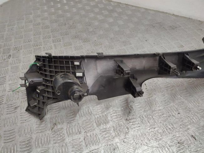Накладка на порог внутренняя задняя правая Renault Megane 4 (2016-2021)