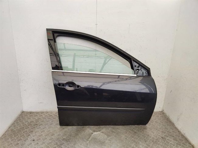 Дверь передняя правая Renault Laguna 3 (2007-2015)