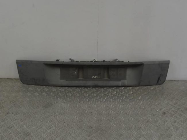 Накладка двери (крышки) багажника Renault Scenic 2 (2003-2009)