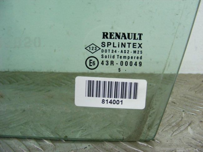 Форточка передняя левая Renault Scenic 2 (2003-2009)