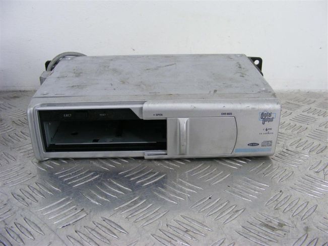 CD-чейнджер Renault Laguna 2 (2001-2007)