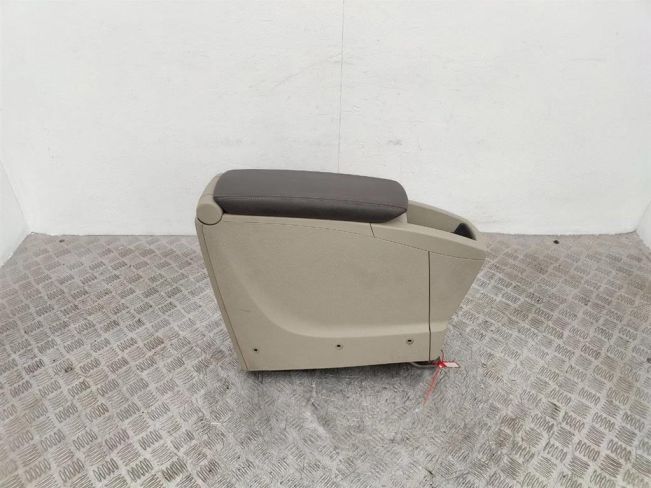 Подлокотник Renault Scenic 3 (2008-2015)