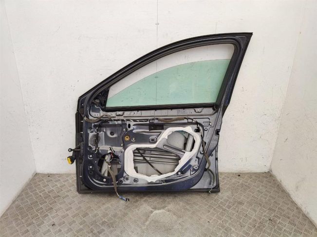 Дверь передняя правая Renault Laguna 3 (2007-2015)