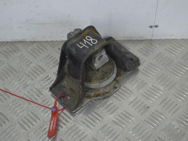 Подушка крепления двигателя Renault Megane 2 (2002-2008)