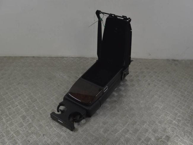Подлокотник Mercedes S W221 (2005-2013)