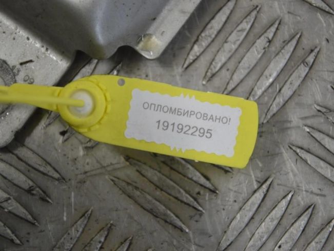 Крюк капота Renault Megane 3 (2009-2016)