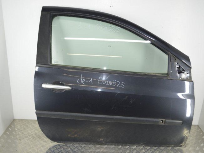 Дверь передняя правая Renault Clio 3 (2005-2012)