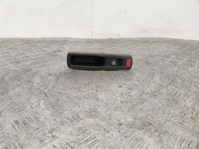 Кнопка стеклоподъемника заднего правого Renault Scenic 3 (2008-2015)