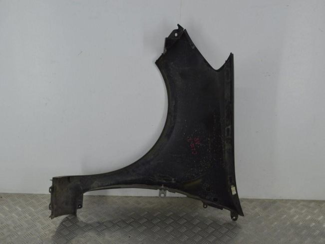 Крыло переднее правое Renault Clio 3 (2005-2012)