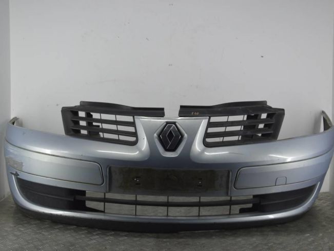 Бампер передний Renault Espace 4 (2003-2010)