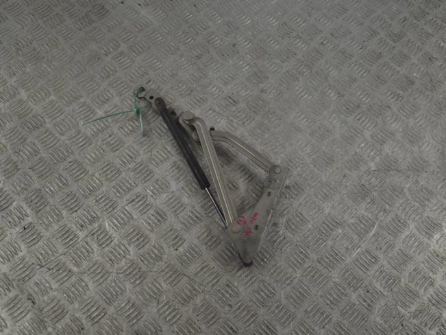 Петля крышки багажника Renault Megane 2 (2002-2008)