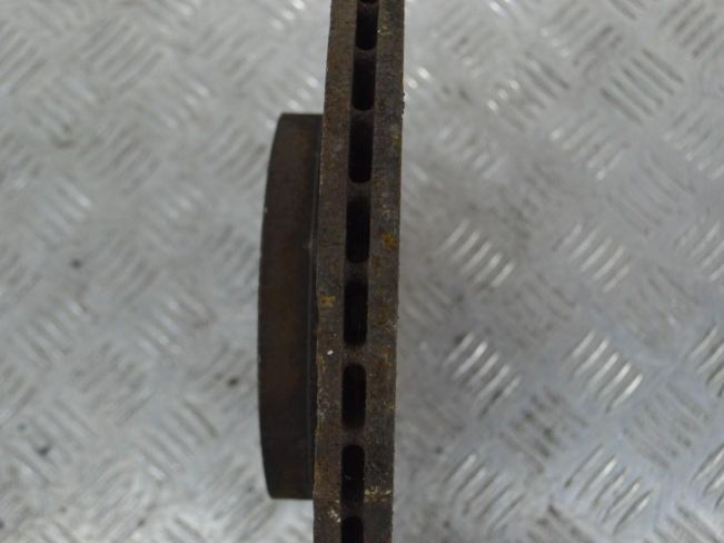 Диск тормозной передний Renault Laguna 2 (2001-2007)
