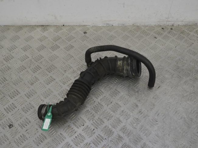 Патрубок воздушного фильтра Renault Clio 3 (2005-2012)