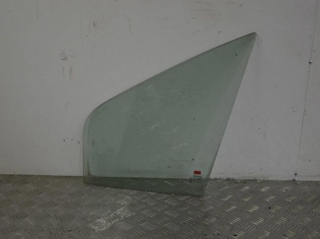 Стекло двери передней левой Renault Scenic 1 (1996-2003)