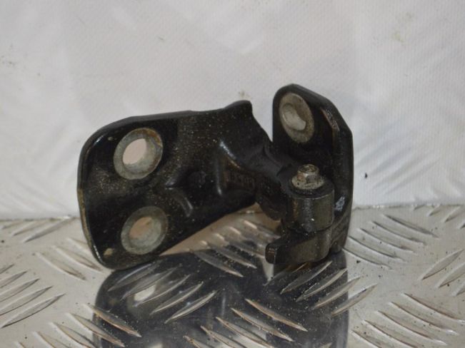 Петля двери Land-Rover Range Rover Sport 1 (2005-2013)