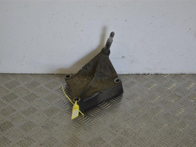 Кронштейн КПП Renault Scenic 1 (1996-2003)