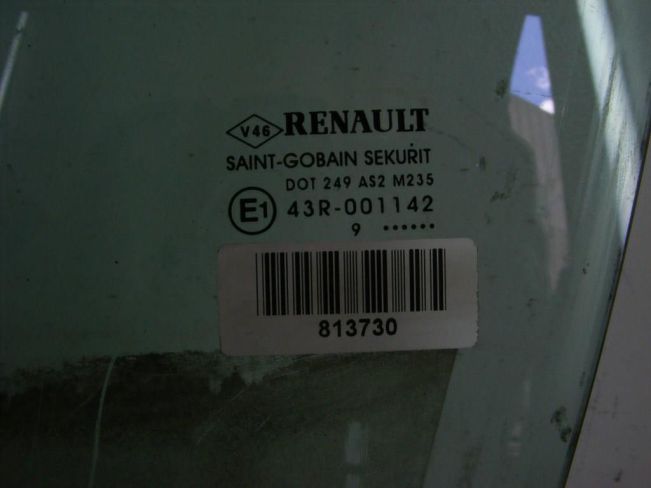 Стекло двери передней левой Renault Megane 3 (2009-2016)