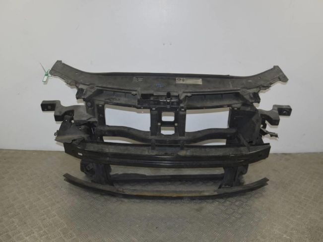 Передняя панель крепления облицовки (телевизор) Volkswagen Passat B6 (2005-2010)