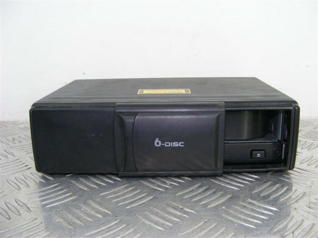 CD-чейнджер Audi A6 (1997-2004)