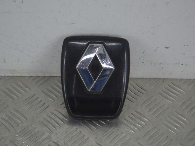 Эмблема Renault Laguna 2 (2001-2007)