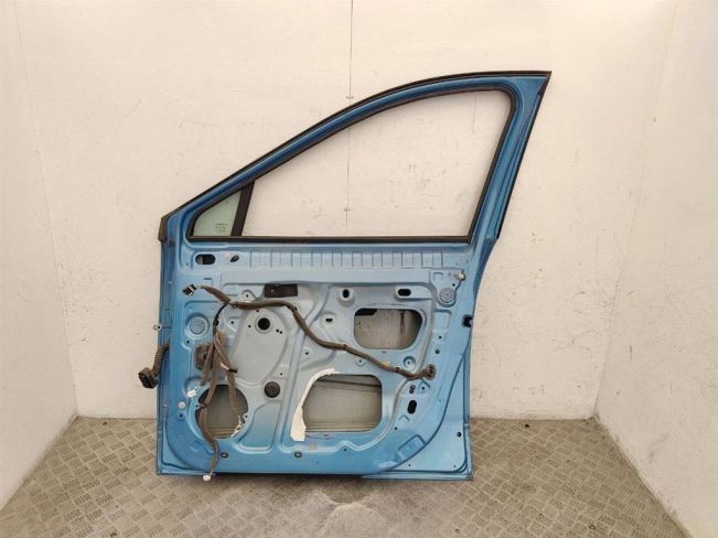 Дверь передняя правая Renault Scenic 3 (2008-2015)