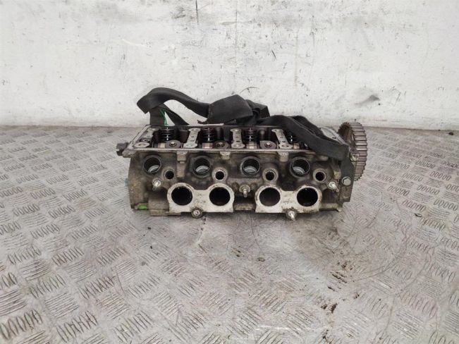 Головка блока цилиндров Peugeot 306 (1994-2003)
