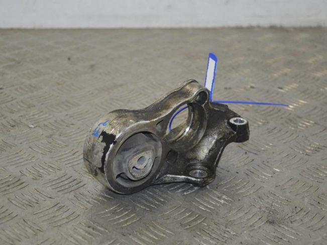 Кронштейн полуоси Peugeot 206 (1998-2009)