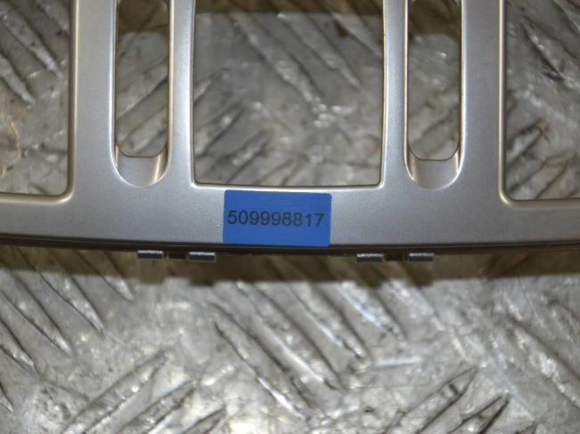 Накладка декоративная на торпедо Mercedes S W221 (2005-2013)