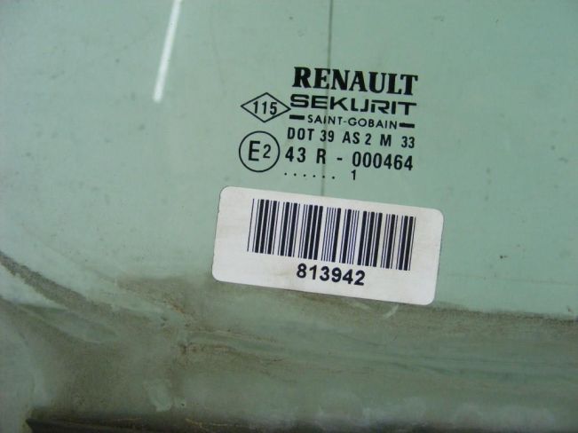 Стекло двери передней левой Renault Kangoo 1 (1997-2007)
