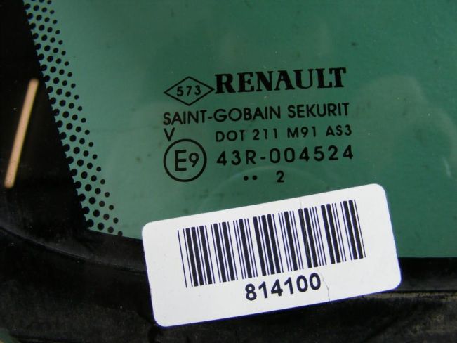 Форточка задняя правая Renault Megane 3 (2009-2016)