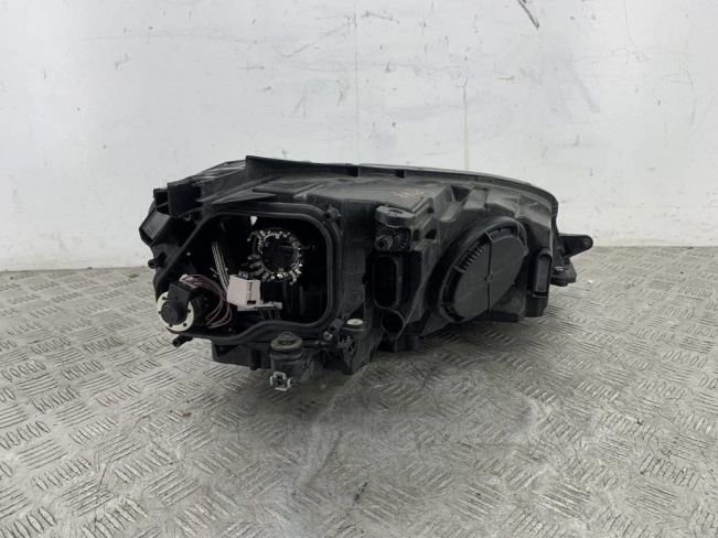 Фара левая Volkswagen Golf 7 (2012-2019)