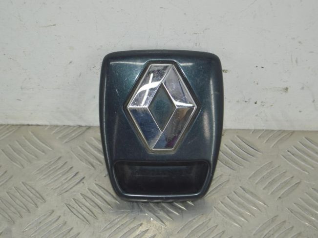 Эмблема Renault Laguna 2 (2001-2007)