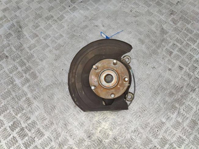 Ступица передняя правая Nissan Juke (2010-2019)