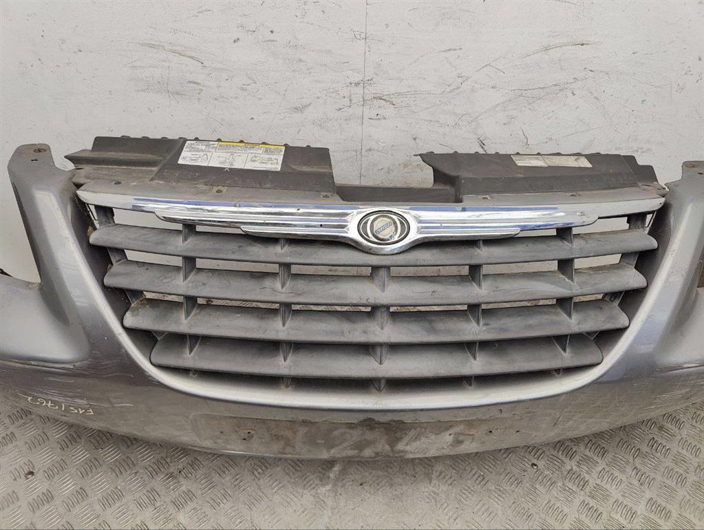 Бампер передний Chrysler Voyager (2001-2008)