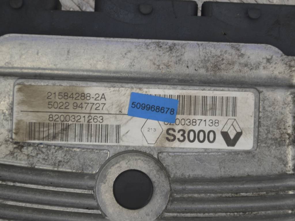 Блок управления двигателем Renault Megane 2 (2002-2008)